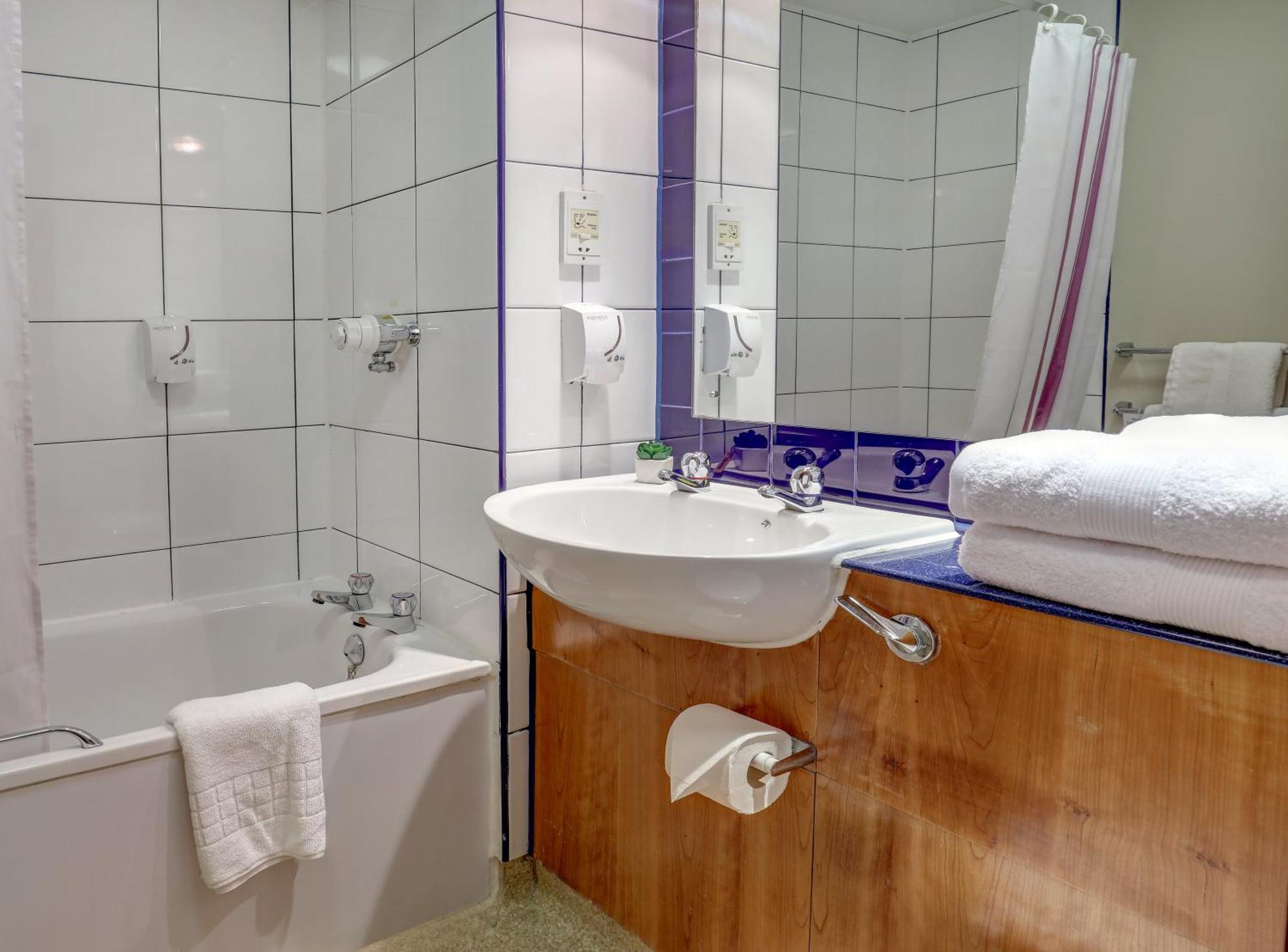Casa Mere Manchester Airport, Knutsford, Sure Collection By Best Western Dış mekan fotoğraf